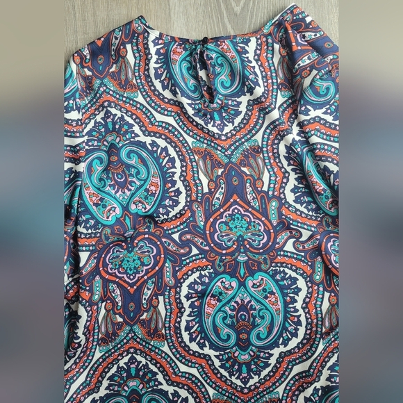 Talbots, Large Petite,‎ Paisley, Keyhole, Ruffle Sleeve Blouse, Blue and Red - Picture 4 of 5